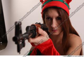 21 2019 01 VERONIKA ELF KNEELING POSE WITH SUBMACHINE GUN